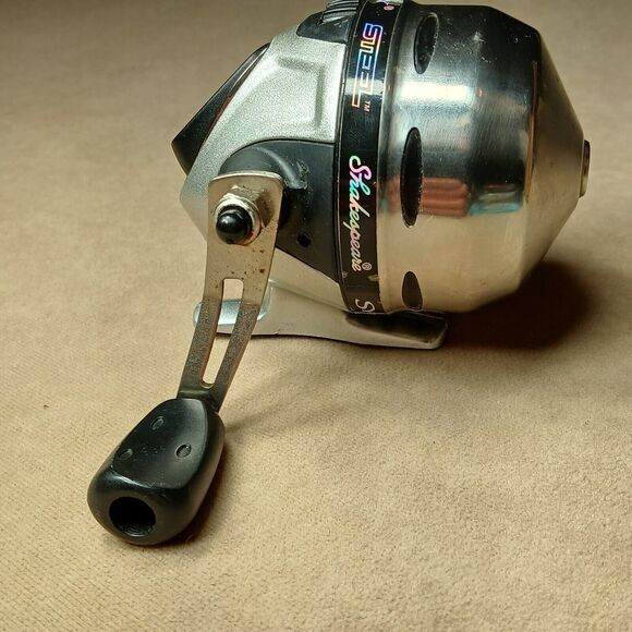 Lot Of (2) Fishing Reels Zebco Pro Staff Baitcast + Shakespeare Synergy Closed - Picture 6 of 11